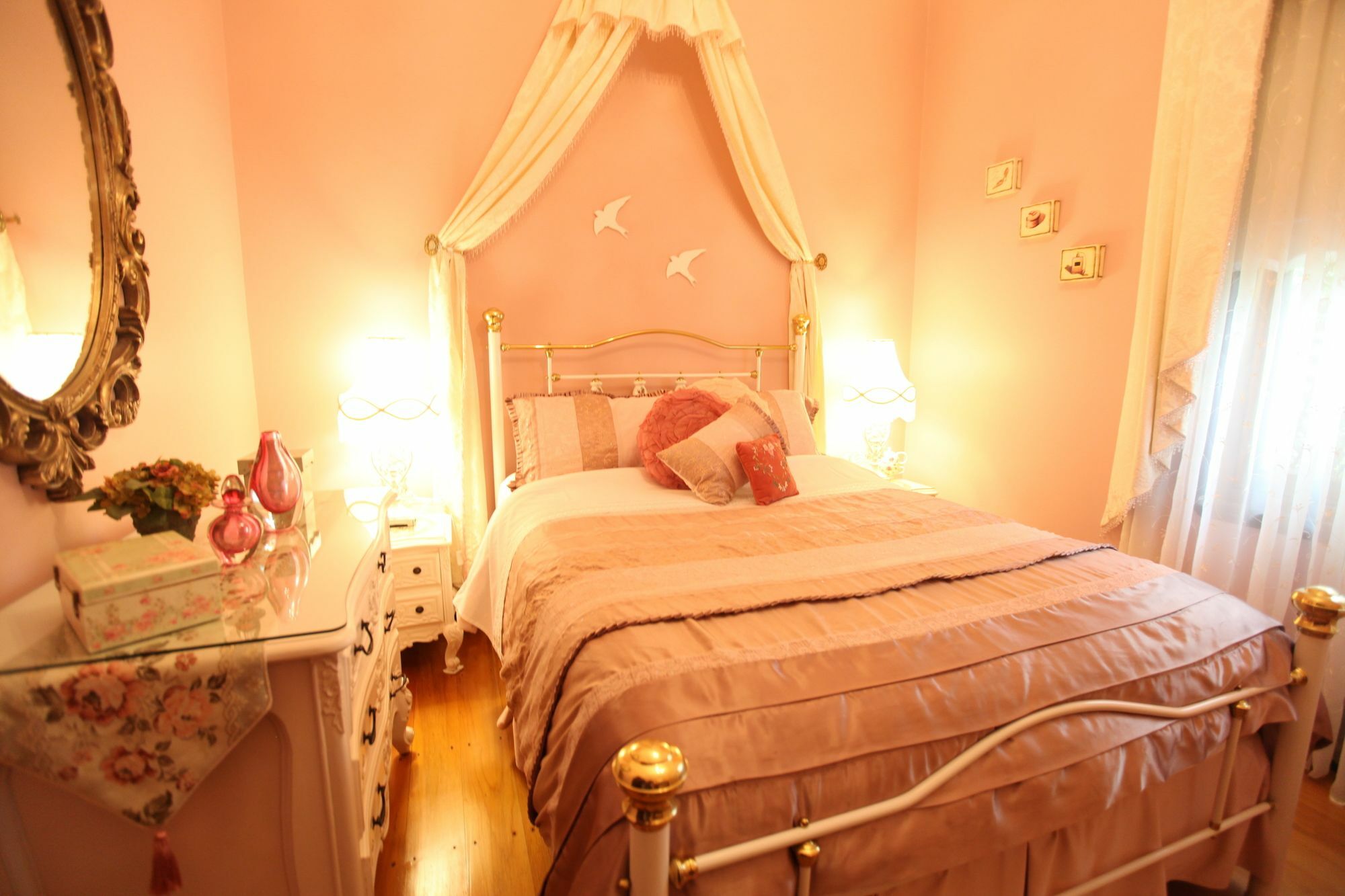 Strawberry Patch Hotel ลูรา ภายนอก รูปภาพ