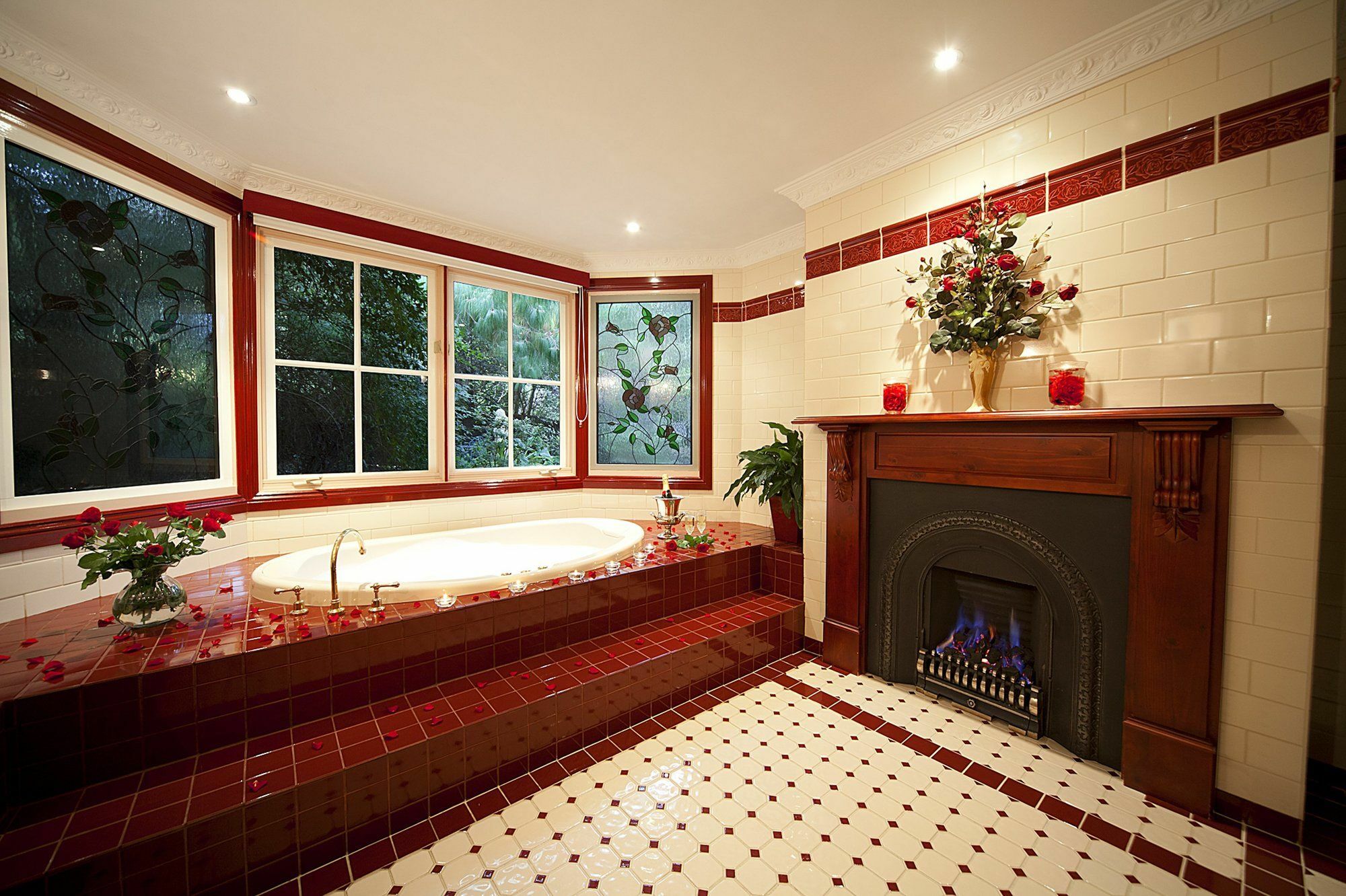 Strawberry Patch Hotel ลูรา ภายนอก รูปภาพ